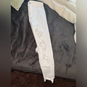 American Eagle white skinny jeans